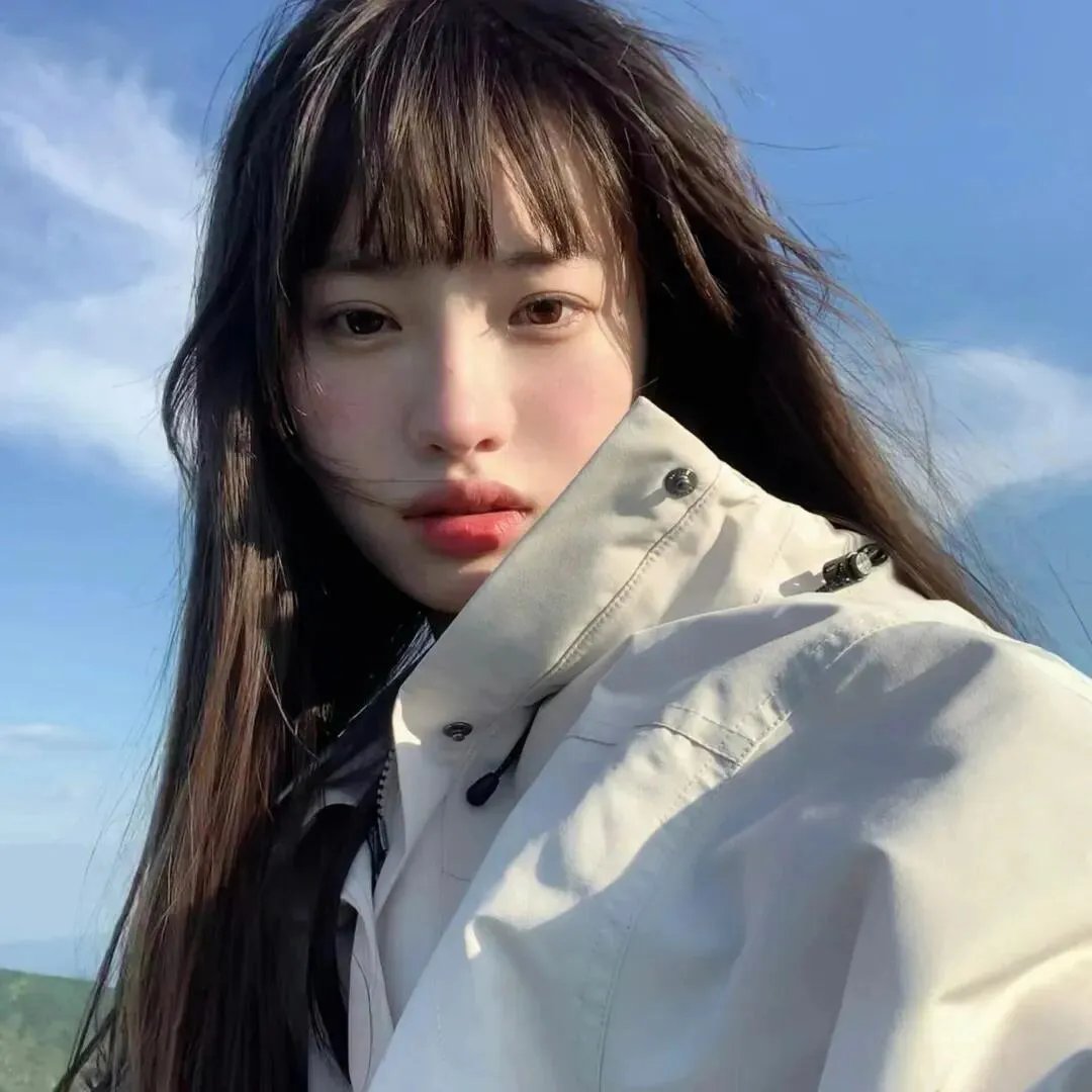 镜中秘影